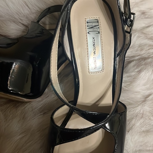 Black platform stiletto size 7 - Picture 4 of 4